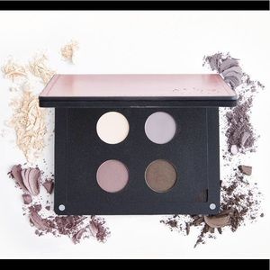 Ittse Build Your Own Eyeshadow Palette